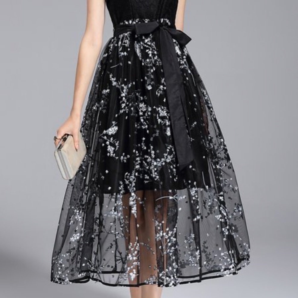 mislook black lace  gown w/ tulle skirt